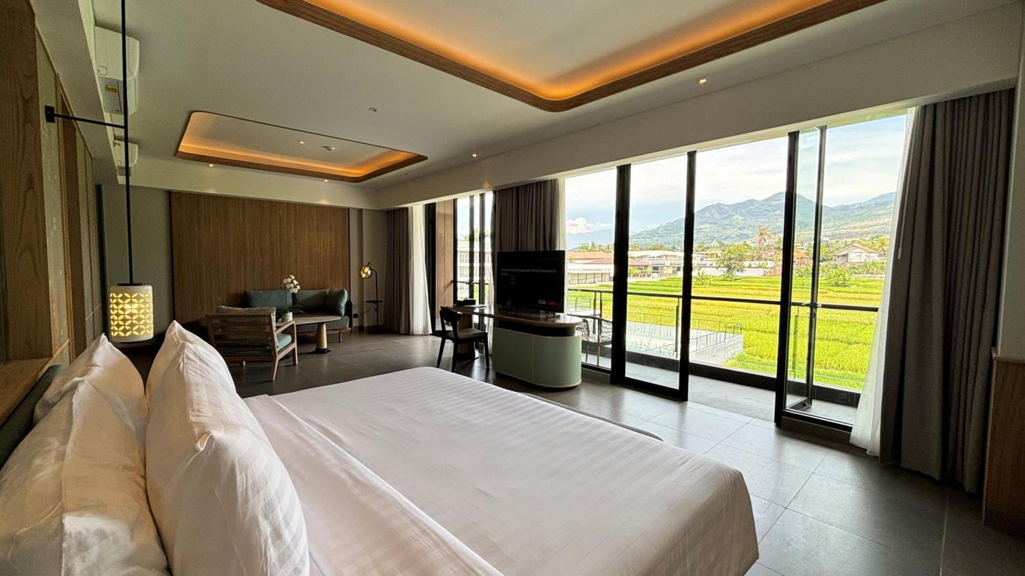 Hotel Santika Garut Ngoại thất bức ảnh
