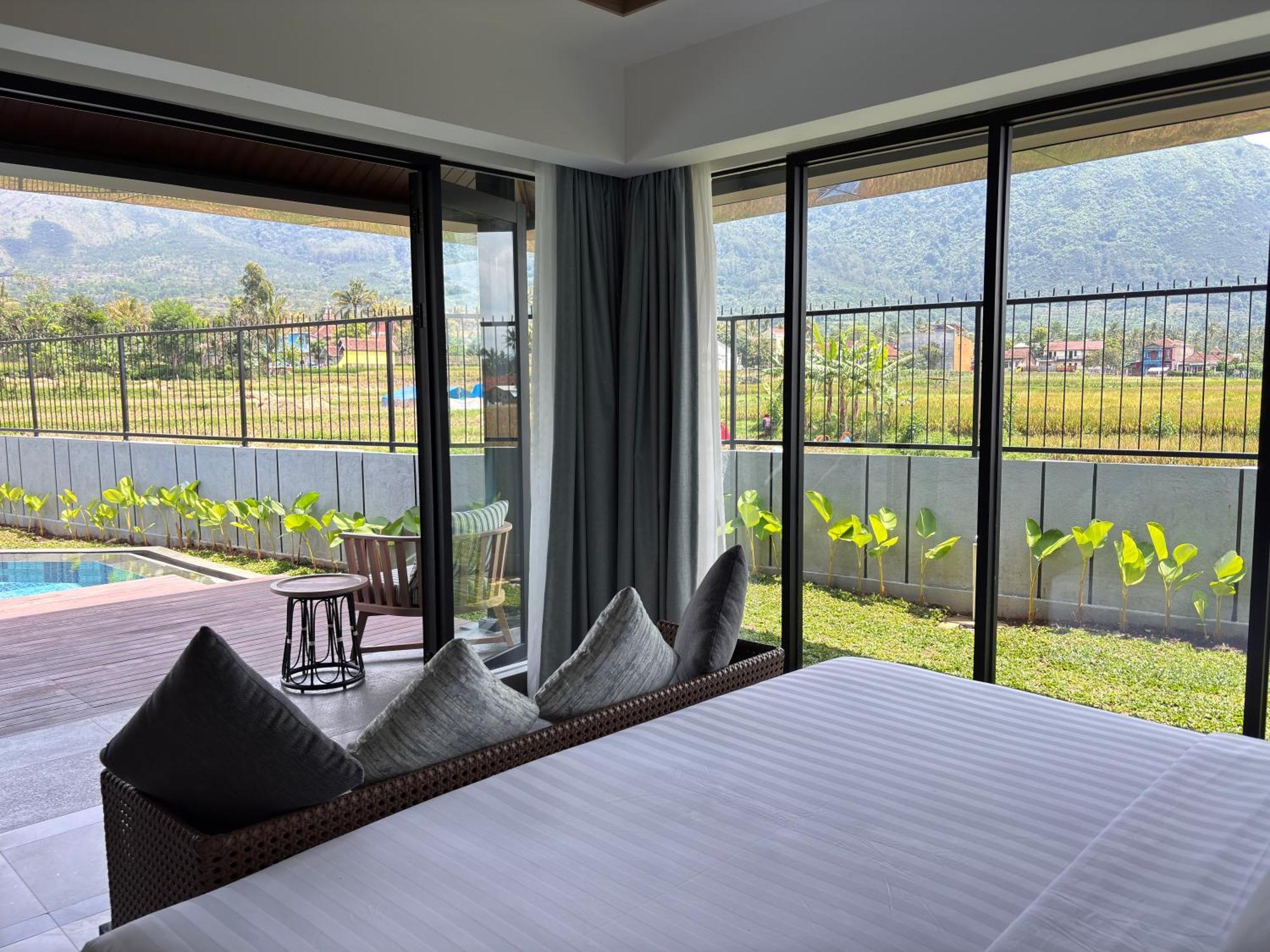 Hotel Santika Garut Ngoại thất bức ảnh