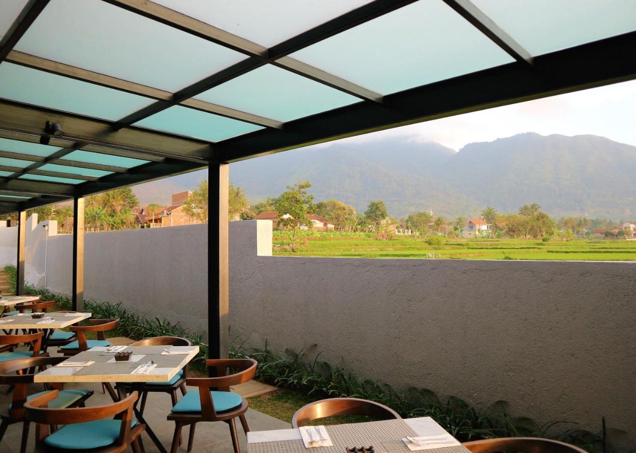 Hotel Santika Garut Ngoại thất bức ảnh