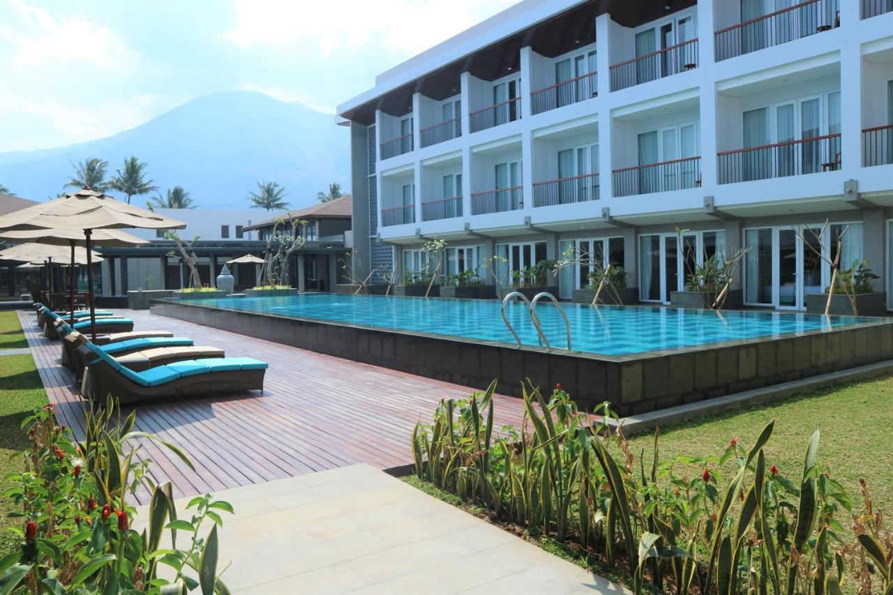 Hotel Santika Garut Ngoại thất bức ảnh
